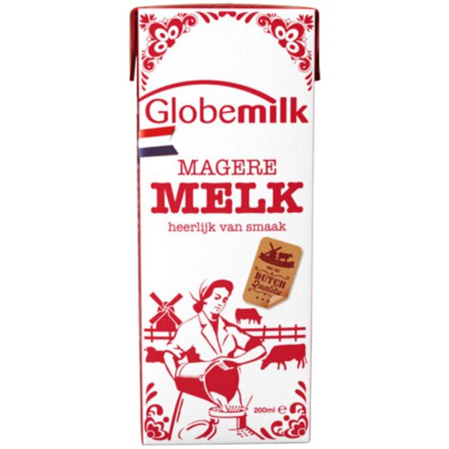 荷兰原装进口牛奶荷高Globemilk脱脂纯牛奶 200ml*24盒整箱便携装