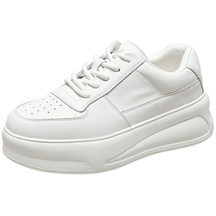 意尔康轻便软底不累脚小白鞋女2025秋季新款厚底增高休闲板鞋透气