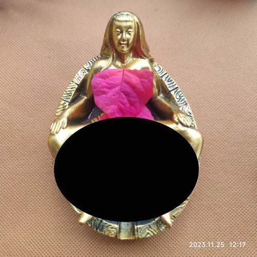 新品 热卖新品美少女创意烟灰缸沙具客厅家居酒店摆件摆饰厂家直