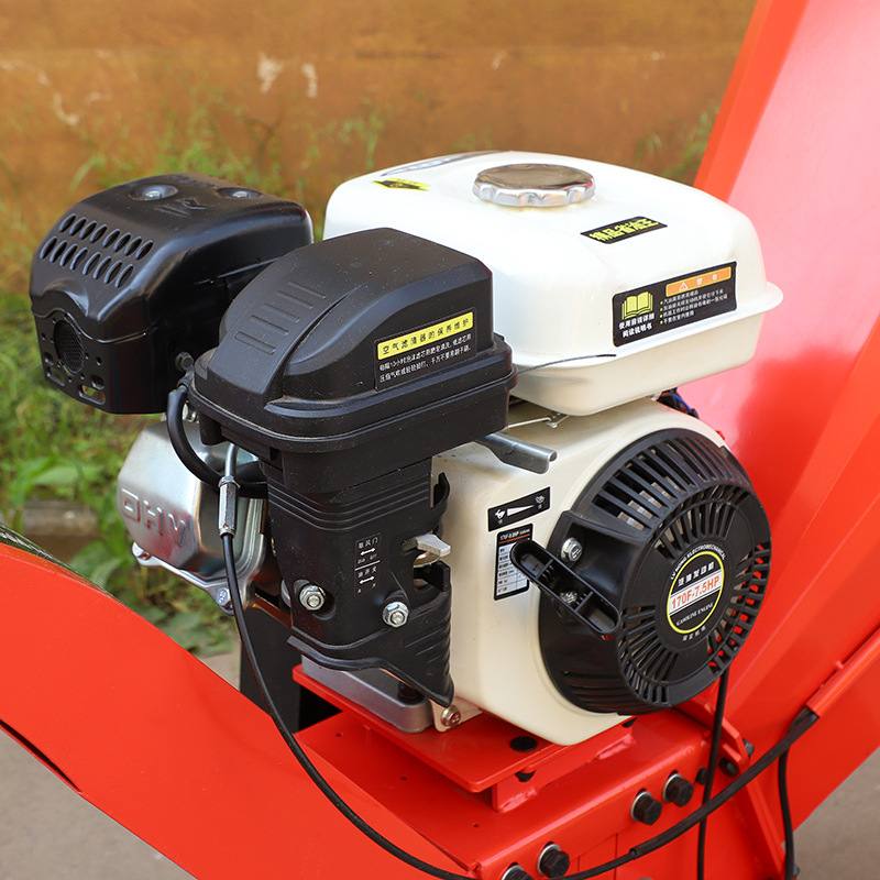 厂家手推卧式树枝粉碎机 汽油刀型粉碎机 柴油果树枝条碎枝机批发