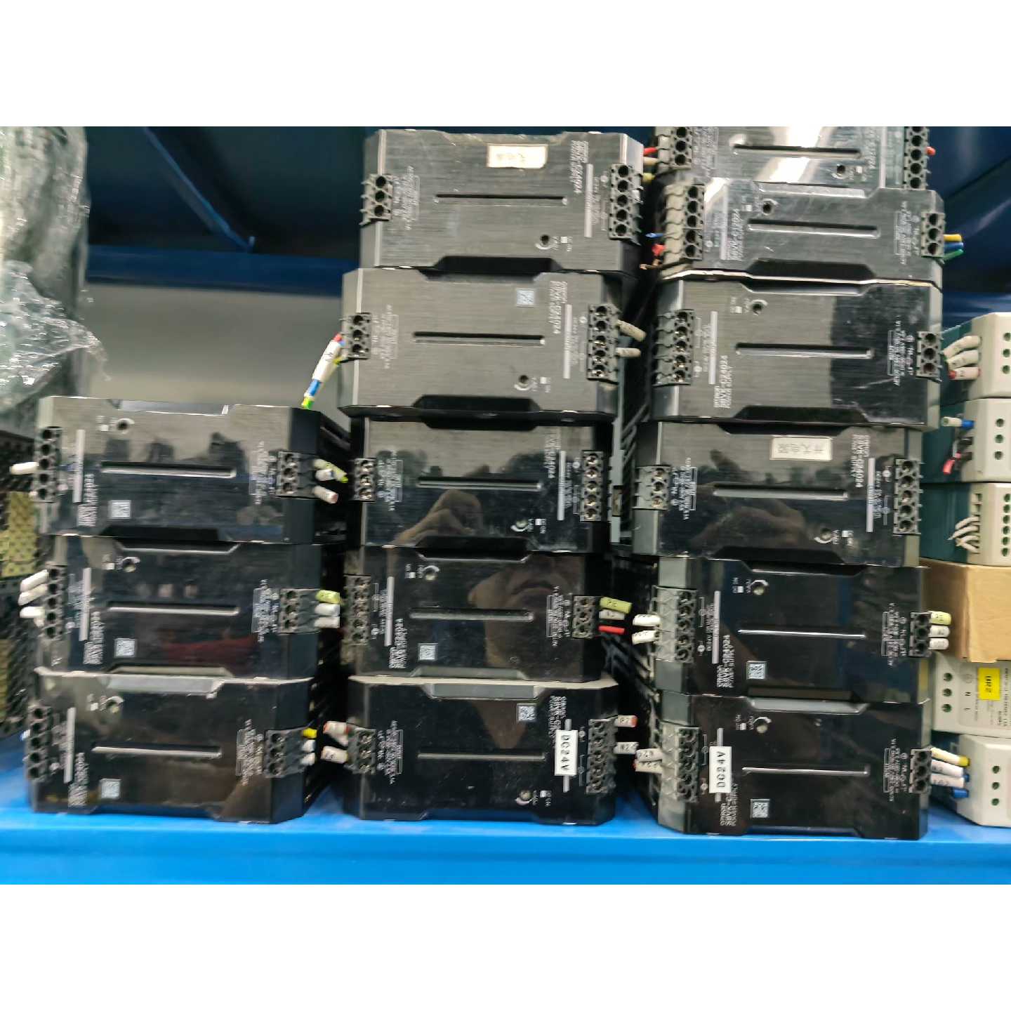 欧姆龙电源型号C24024日本原装正品欧姆龙电源成，议价商品