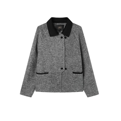 白鹿语撞色翻领纽扣双面呢大衣