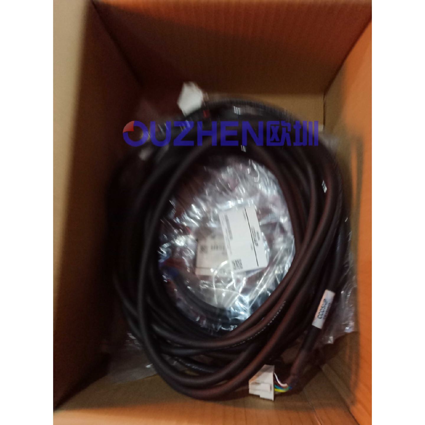 议价日本 原装东方马达 连接线CC05AIP全新现货