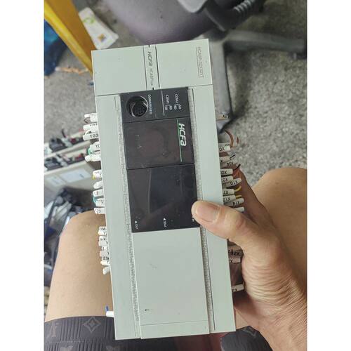 在线议价禾川PLC，型号HCA8P-32X32YT，成色9新。为