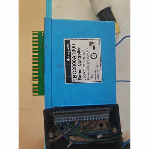 议价霍尼韦尔TBC2800A1000燃烧控制器220VAC5维修