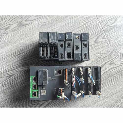 询价-PLC模块TM262L10MESE8T一组带9个
