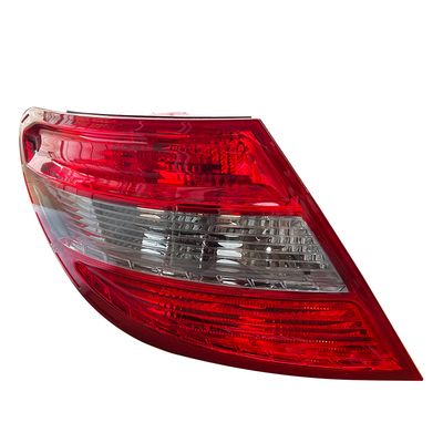 赋研适用于奔驰C级后尾灯总成