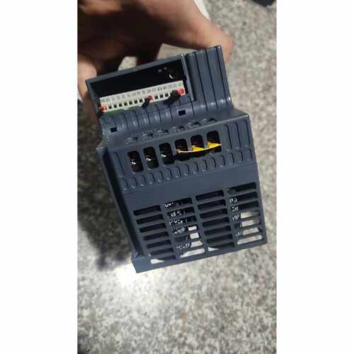 议价众辰变频器H2400S03D7K维修