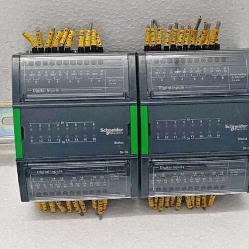 A LOT SCHNEIDER ELECTRIC Smartx Controller DI-16 I/O MODULE