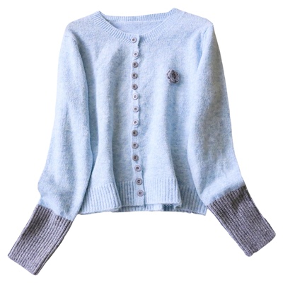 绵羊毛混纺立体花朵女圆领毛衣