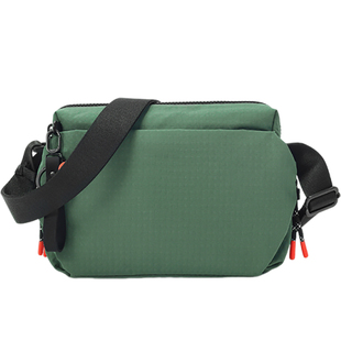 斜挎包2026新款男士轻便大容量防泼水通勤骑行挎包小包单肩包女款