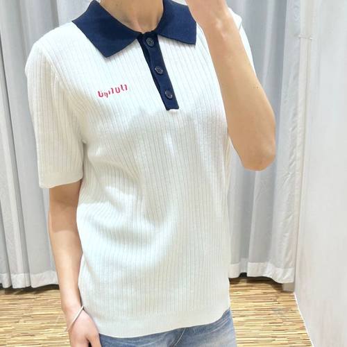 高版本小众早春新款撞色Polo领坑条字母刺绣学院风羊毛短袖减龄女