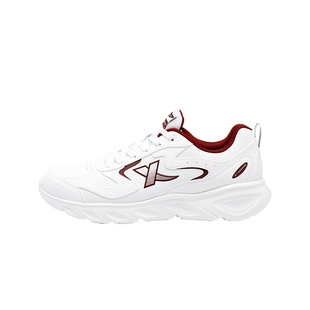 特步男鞋跑鞋春季新款青少年学生防泼水皮面休闲鞋官方正品运动鞋