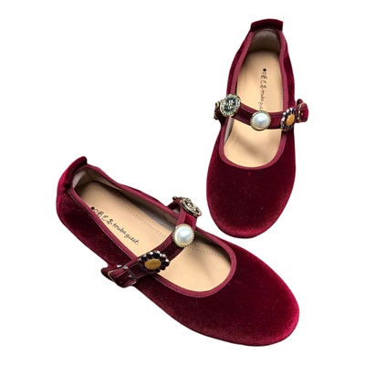 图巴客法式复古风串珠玛丽珍鞋女酒红色一字带平底百搭浅口单鞋
