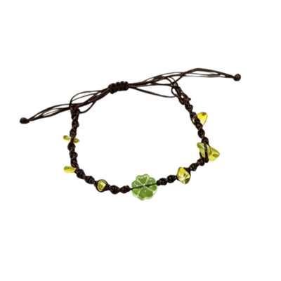 把幸运戴在手上四叶草手绳守护你