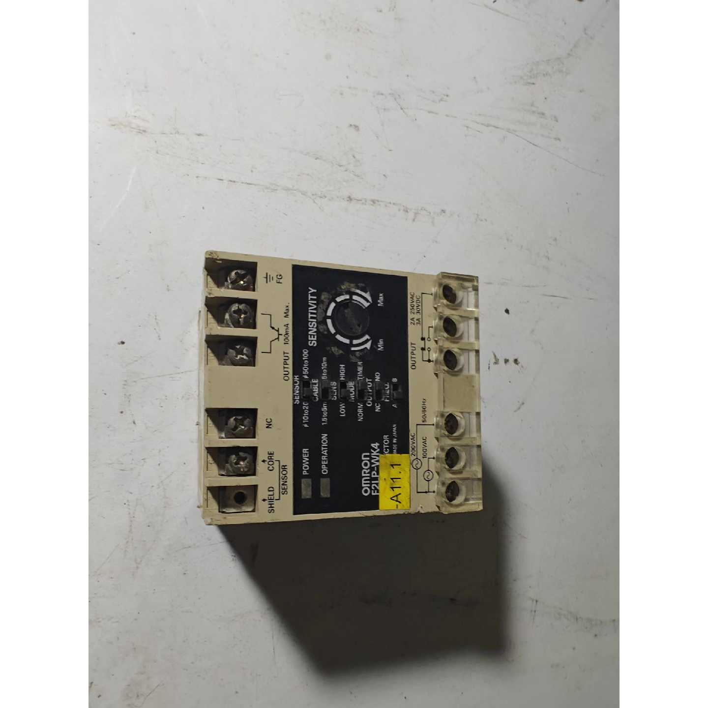 议价欧姆龙放大器F2LPWK4实物拍摄现货包好可维修