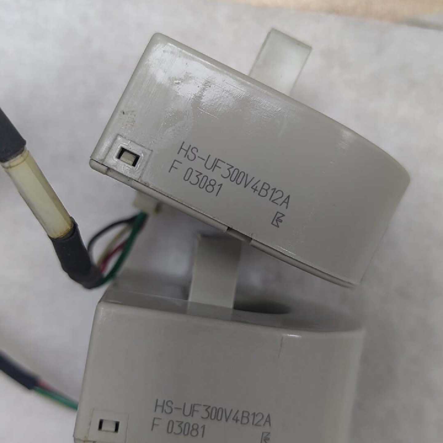 HS-UF300V4B12A 施耐德电流互感器 拆机件 成色