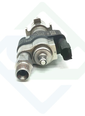 13537585261-12 适用BMW 喷油嘴 13537537317 13538616079