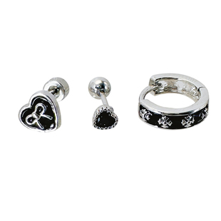 二十二丁目黑色耳钉高级感女爱心耳饰耳骨钉十字架耳圈耳环度假风