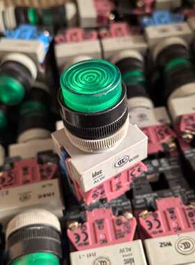 ALW自复位带灯22MM按钮IDEC品牌配一开一闭绿色