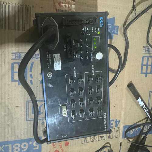 询价-PD3-10024-8- P l，CCS光源控制器，成色如图