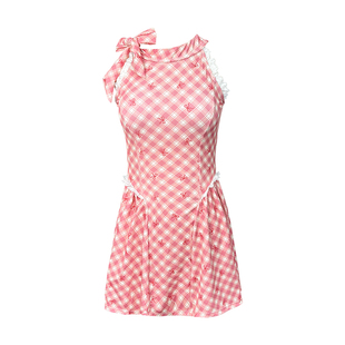 2026新款游泳衣女夏连体裙式保守显瘦遮肚温泉学生少女绝美可爱