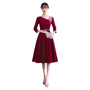 红色晚礼服女高级感气质宴会高端婚礼新娘妈妈婚宴装敬酒服连衣裙