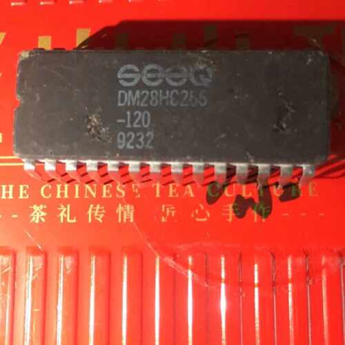 溢价- SEEQ DM28HC256-120 实物如图