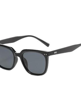 帕拉莫墨镜女款2025新款方框高级潮流大脸显瘦时尚防紫外线太阳镜