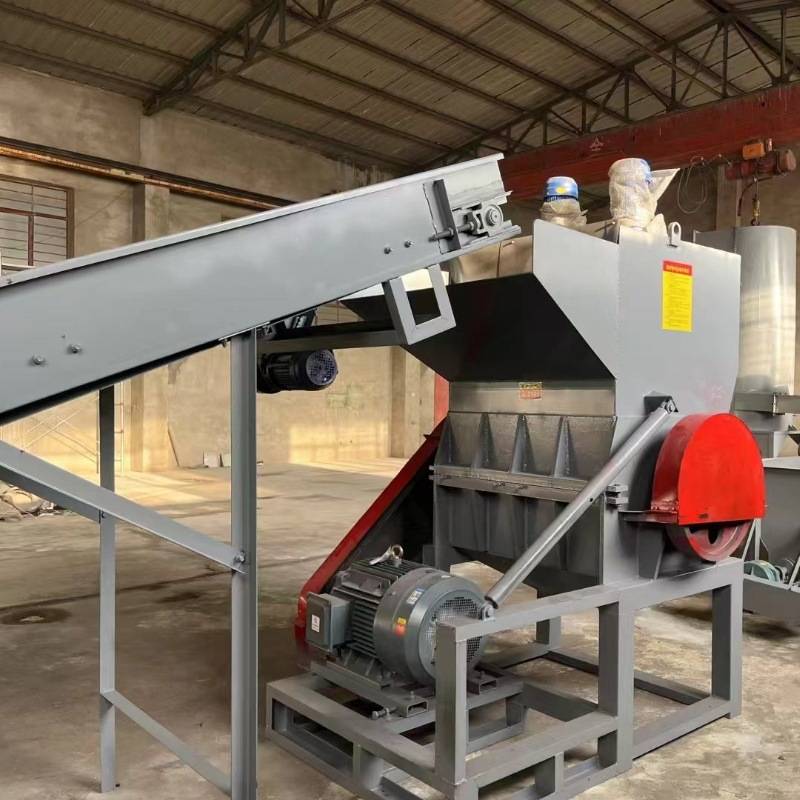 定制旧鞋废旧衣服粉碎机 吨包编织袋粉碎机 饮料瓶塑料桶破碎机