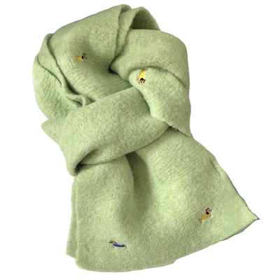 可爱腊肠狗绿色毛线围巾女冬季