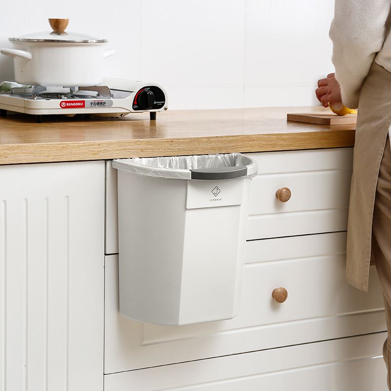 厨房垃圾桶壁挂式家用创意橱柜门悬挂厨余收纳无盖客厅卫生间大号