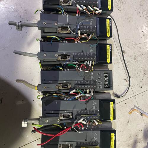 【议价-可维修】   Xinje DS3L-20P4-PFA 400W 伺服驱动器 工控备