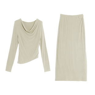 西町村屋时尚套装女冬新款荡领设计磨毛感针织上下套装AD8601004