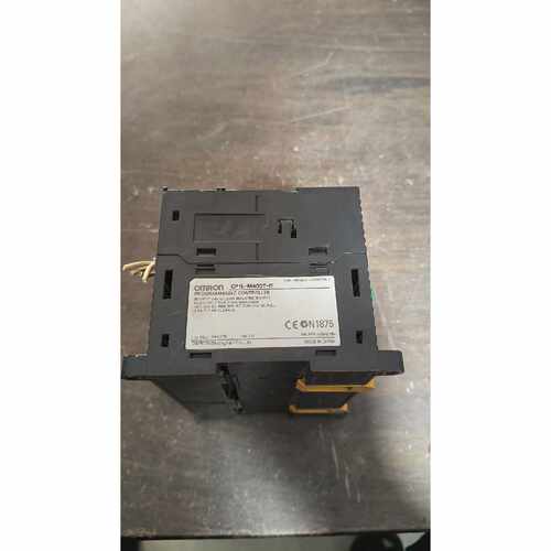 议价欧姆龙CP1L-M40DT-D，二手拆机，功能正常，实物拍摄
