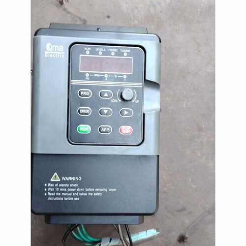 在线议价酷马变频器A900-4R0-43AF-JC，拆机成色如图，功