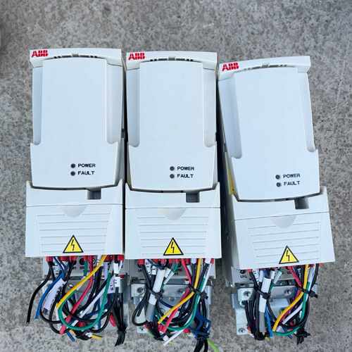 询ACS355-01E-02A4-2 ABB变频器 0.37K