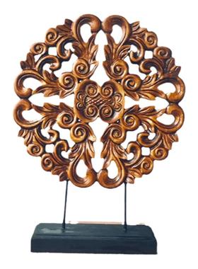 玄关实木雕刻兰纳纹理摆设装饰