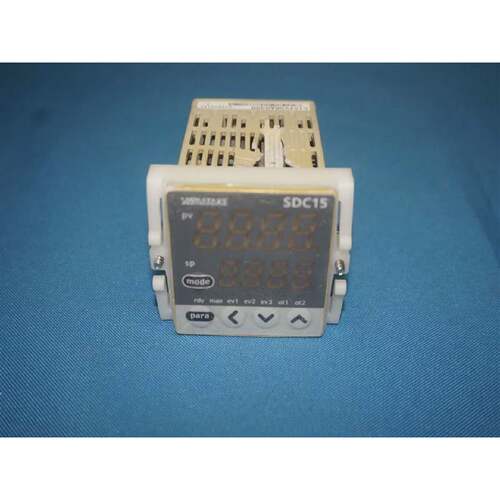 Yamatake SDC15 C15TV0RA0300 温度控制器 带破损—议价