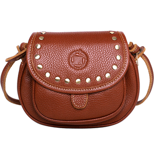 藏皮客细带纯皮斜挎包女式真皮质感翻盖马鞍包头层牛皮铆钉小包包