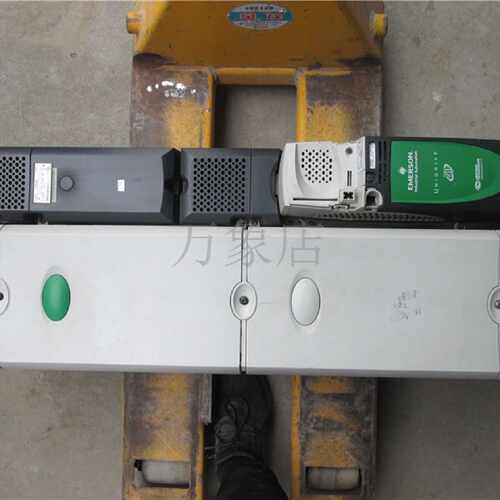 议价全新库存EMERSON现货SP5402 CT变频器75/90KW 152A 实物拍摄