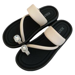 细细条 高级感方钻一字带夹脚拖鞋女时尚拼色人字拖网红夏天凉拖