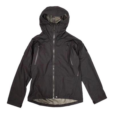 Tilak防水轻量化男四季冲锋衣