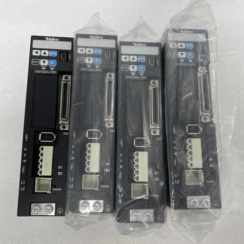 三协50w伺服驱动器DA2YZ22R4X 库存没有使用过