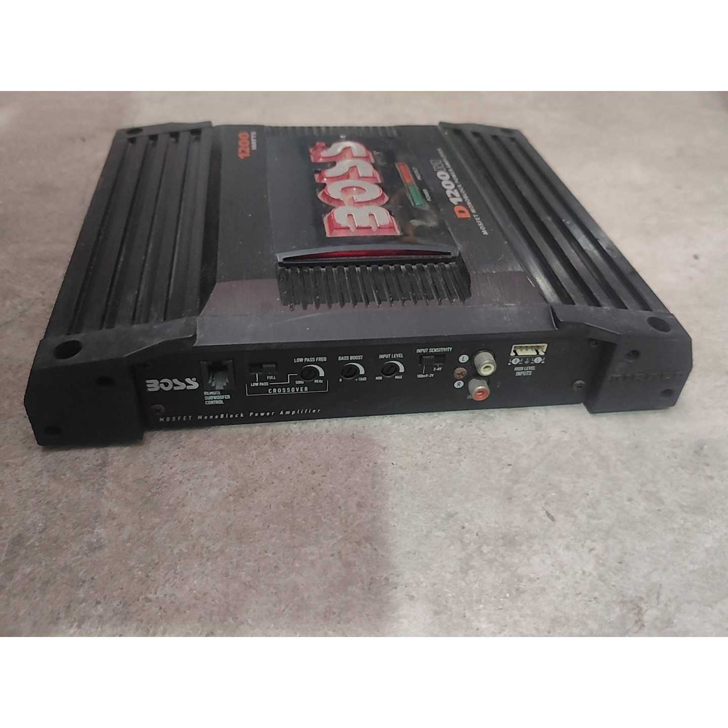 议价BOSS功放D1200M  正常使用