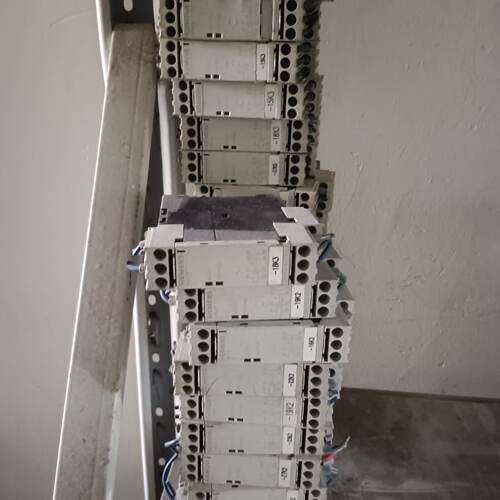 溢价-继电器3rn1010-1cb00成色一般实物图