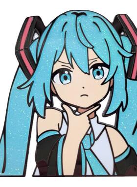 初音未来金属胸针 二次元仿珐琅闪粉书包装饰徽章钥匙扣挂件
