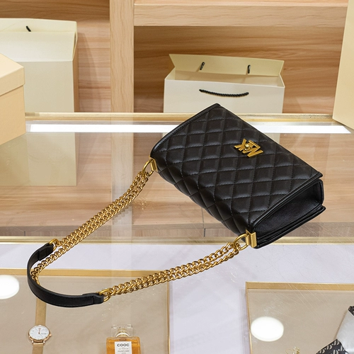 Цепь, сумка подмышку, сумка через плечо, сумка на одно плечо, Гонконг, из натуральной кожи, на цепочке, изысканный стиль