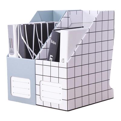 桌面文件夹三顾茅庐纸质书本