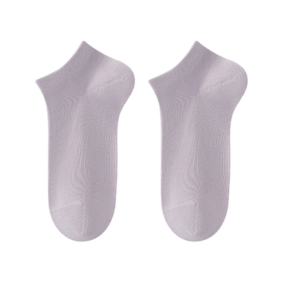 修饰双腿，纯色短袜显瘦无敌！